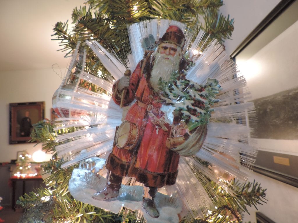 Lecompton, Christmas Trees, Ornaments
